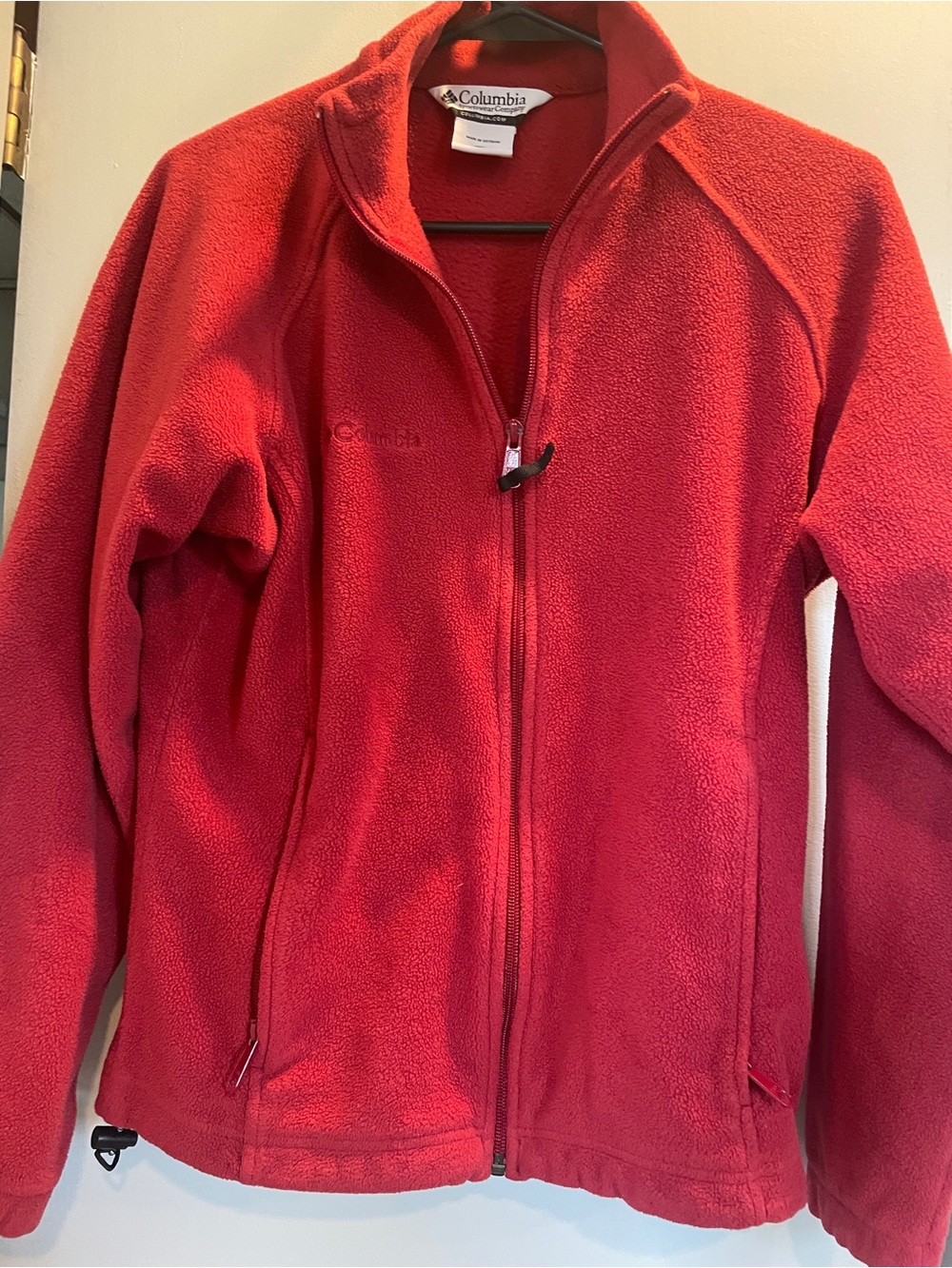 Columbia women’s Red Full-Zip Fleece Jacket size M